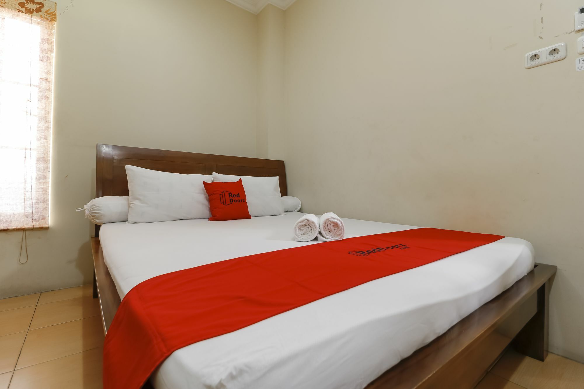 Reddoorz @ Kwitang Hotel จาการ์ตา ภายนอก รูปภาพ