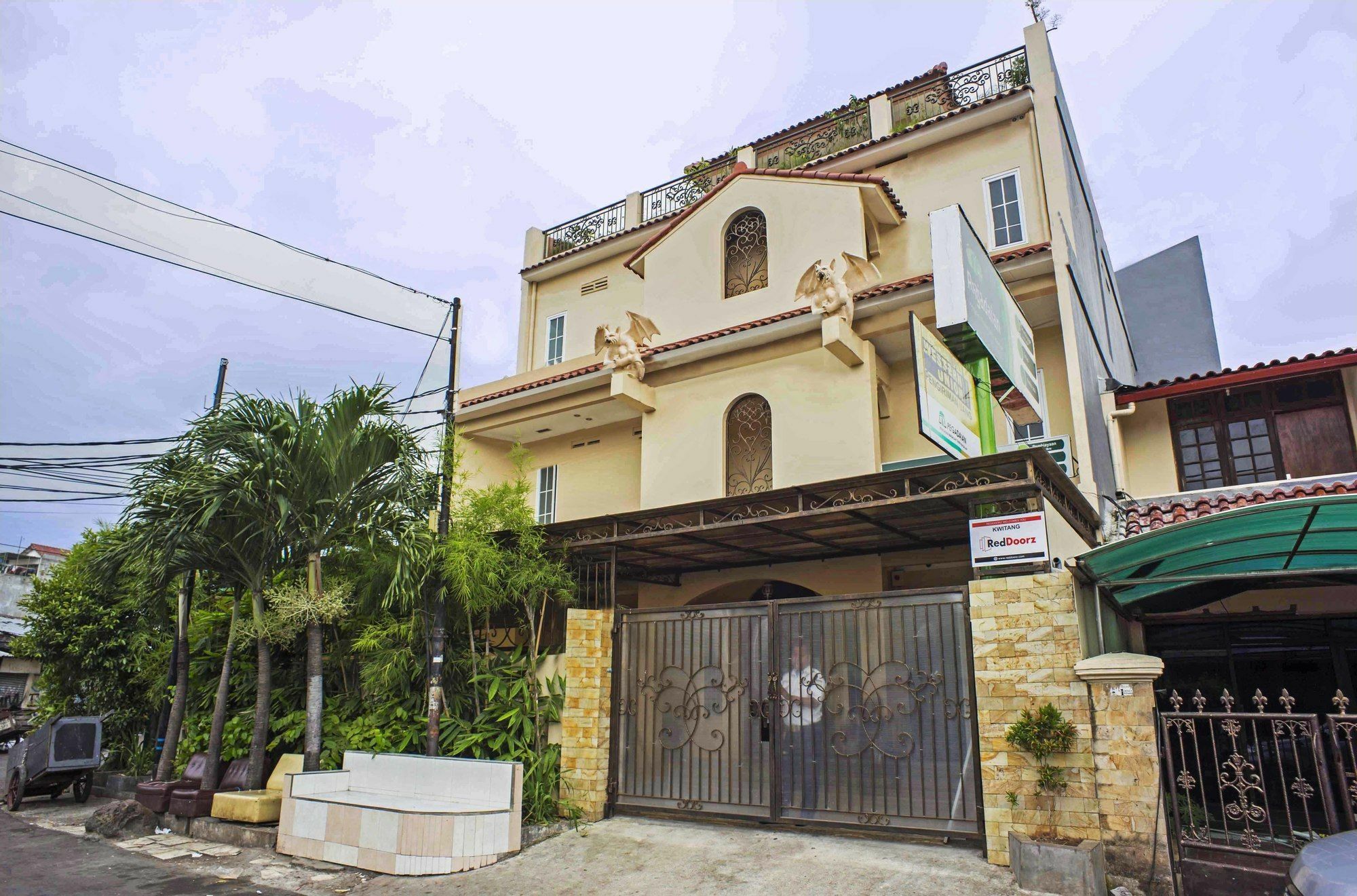 Reddoorz @ Kwitang Hotel จาการ์ตา ภายนอก รูปภาพ